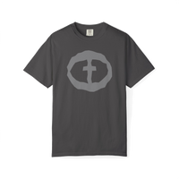Front view of the graphite Men's Heavyweight Front Graphic Tee.